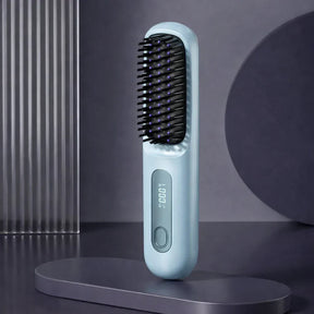 Privazz | Styling Brush for Short Hair – VolumeLift™