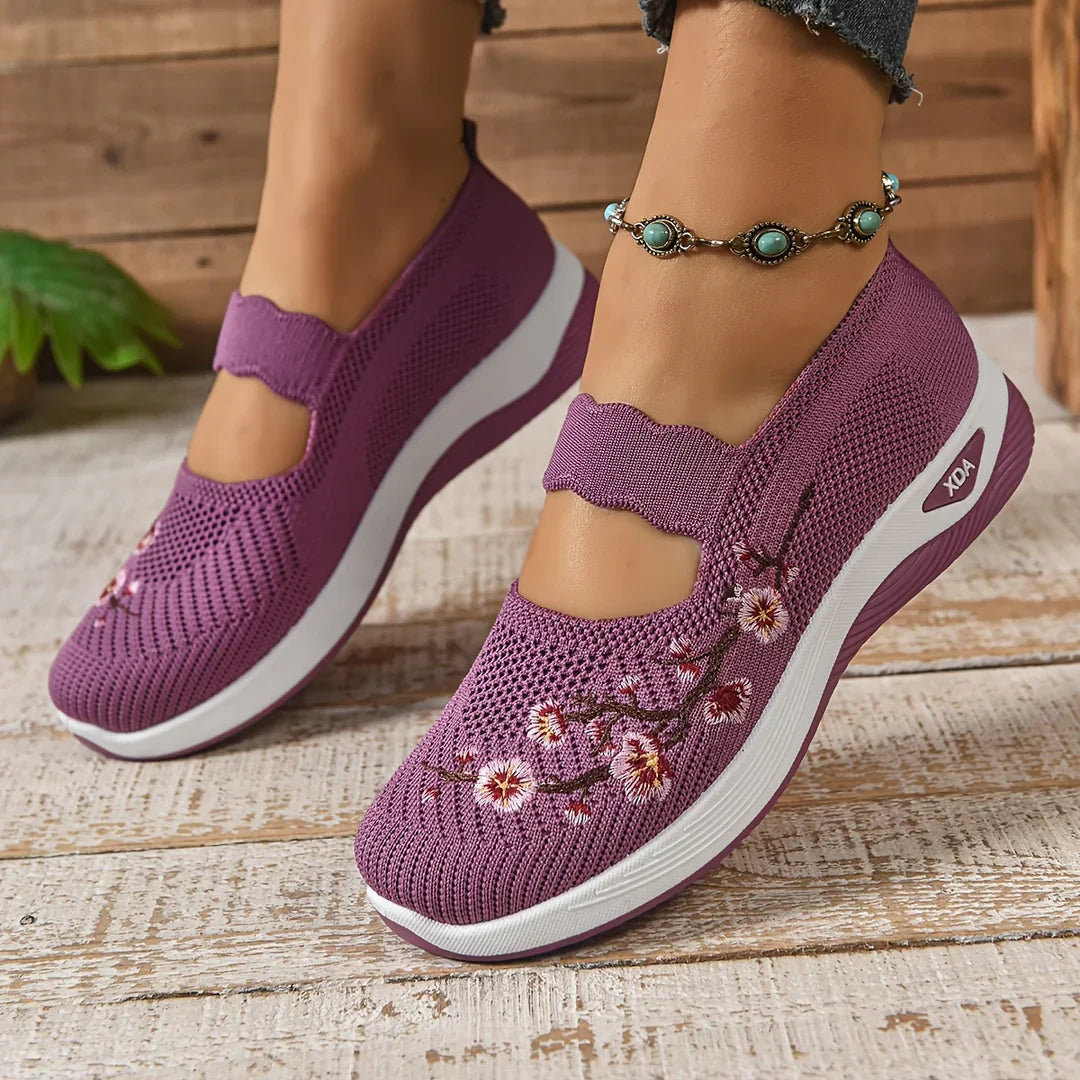 Privazz | Breathable and Ultimate Comfortable Orthopaedic Sneakers for Women - CloudPlus™