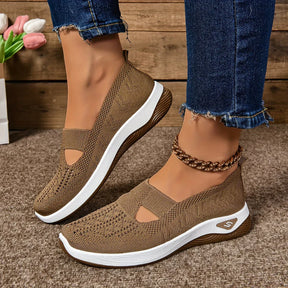 Privazz | Breathable and Ultimate Comfortable Orthopaedic Sneakers for Women - CloudWear™