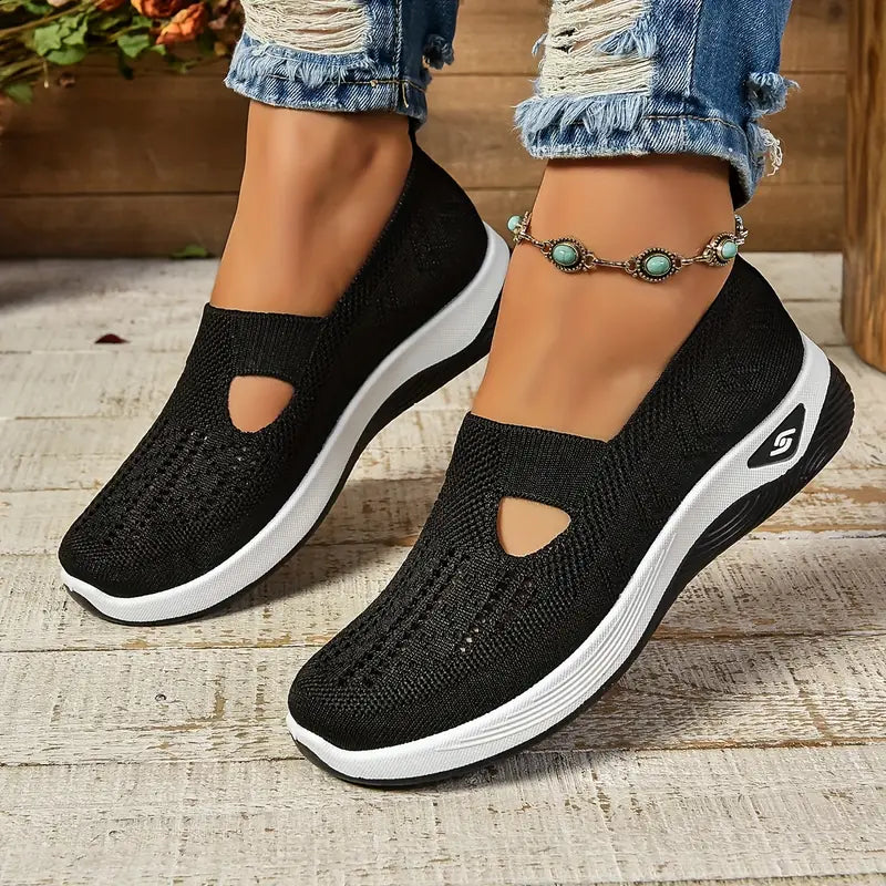 Privazz | Breathable and Ultimate Comfortable Orthopaedic Sneakers for Women - CloudWear™
