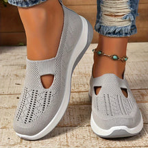 Privazz | Breathable and Ultimate Comfortable Orthopaedic Sneakers for Women - CloudWear™