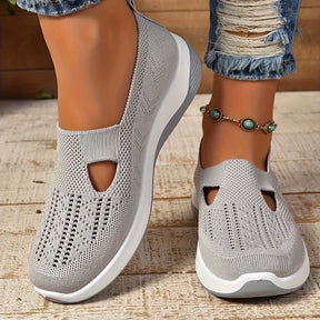 Privazz | Breathable and Ultimate Comfortable Orthopaedic Sneakers for Women - CloudWear™